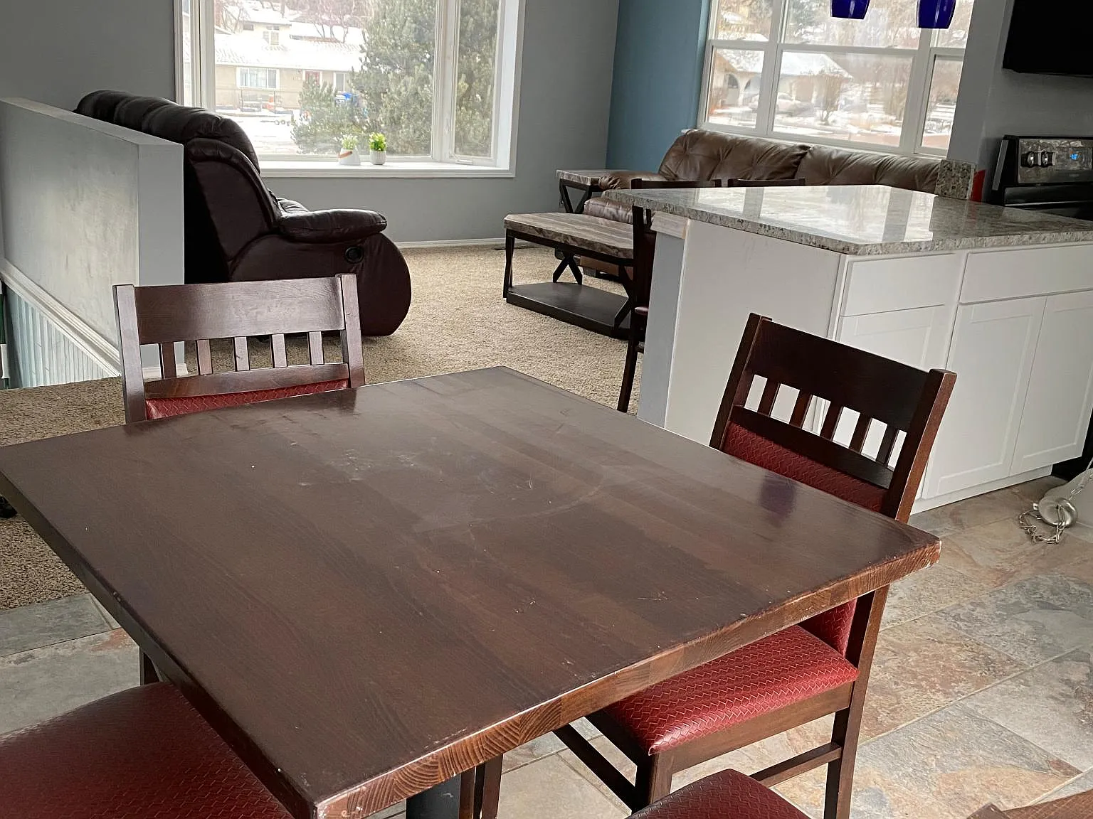3 bed, 1892 sqft, $3,700 — Photo 4