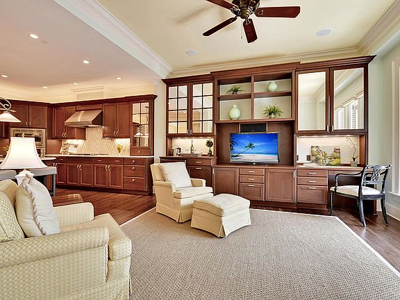 5th image of 36 Prioleau St #2.26