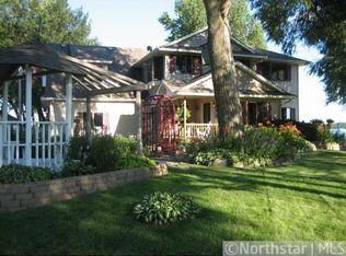 13475 Norelius Ln, Lindstrom, MN 55045