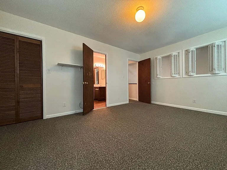 124 E Saltwood Pl — Photo 21