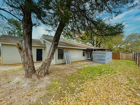 2nd image of 218 Hoot Owl Cir