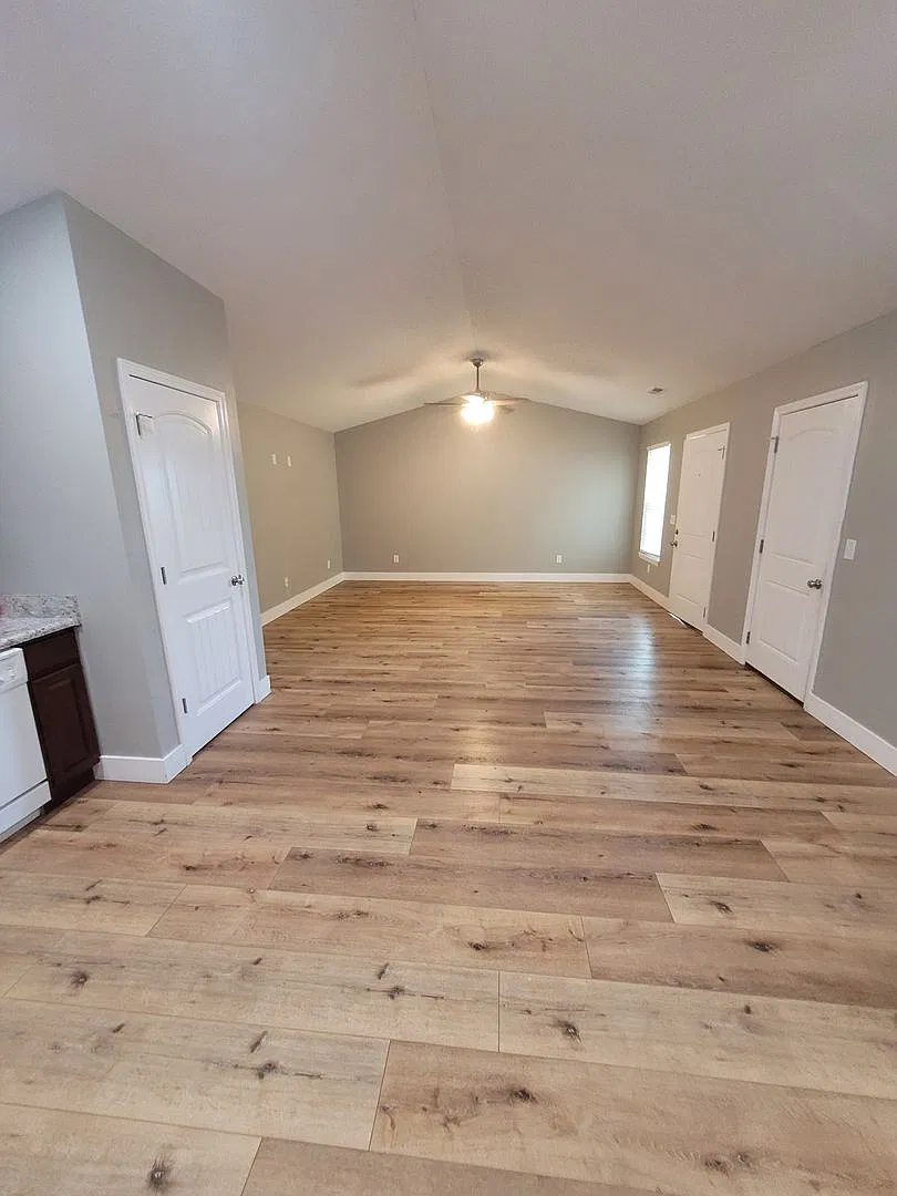1007 Tyler Street — Photo 1