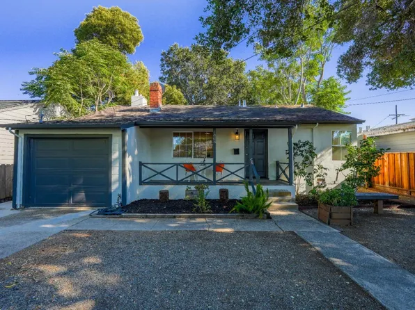 1008 Bay Rd, East Palo Alto, CA 94303