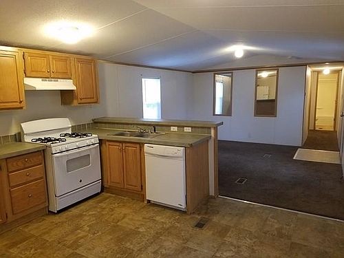 3rd image of 10884 Pomona St
