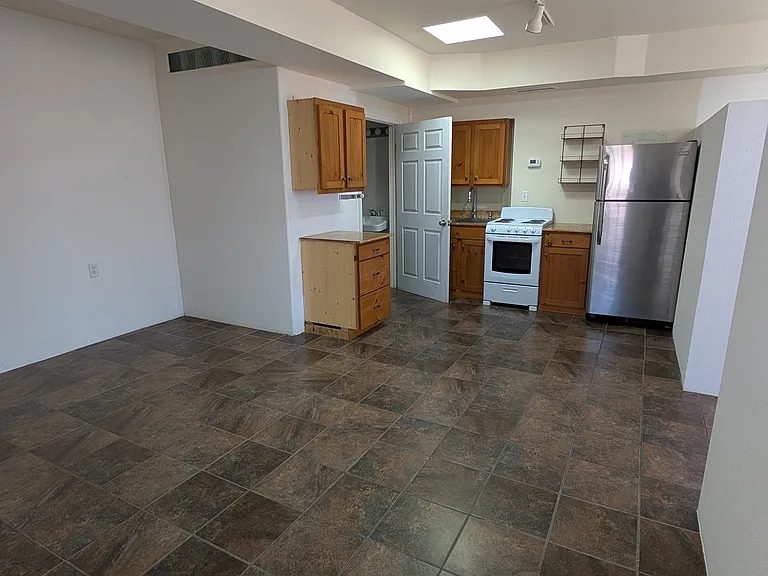 1404 Taos St #A — Photo 13