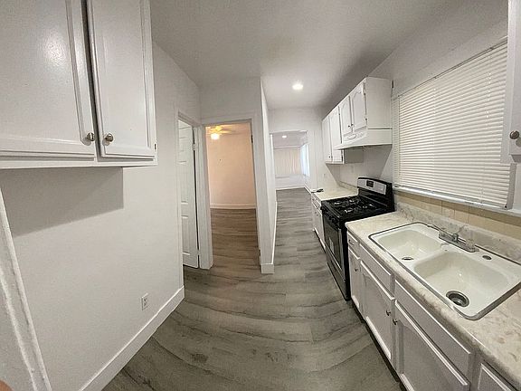 4th image of 846 W 60th St