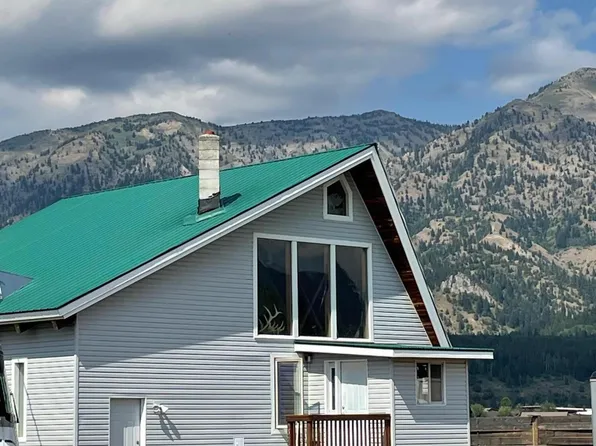 1378 Old Alpine Rd, Alpine, WY 83128