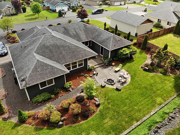 4th image of 1330 Seely Ct