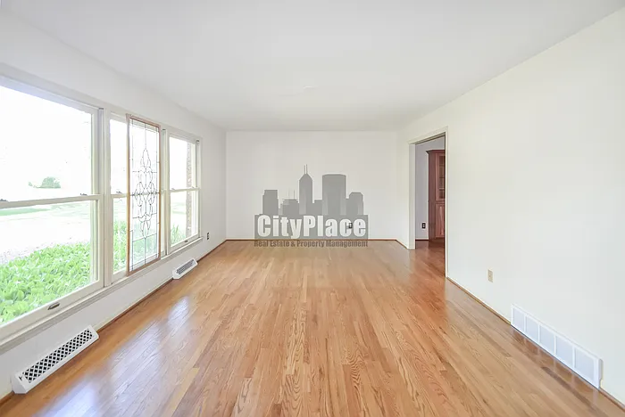 7211 Lesley Ave — Photo 9