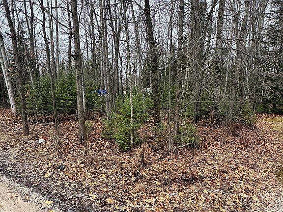 3rd image of Ashcroft Dr