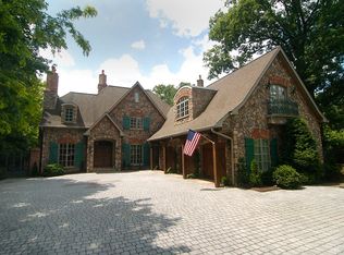 3048 Country Club Rd, Winston Salem, NC 27104