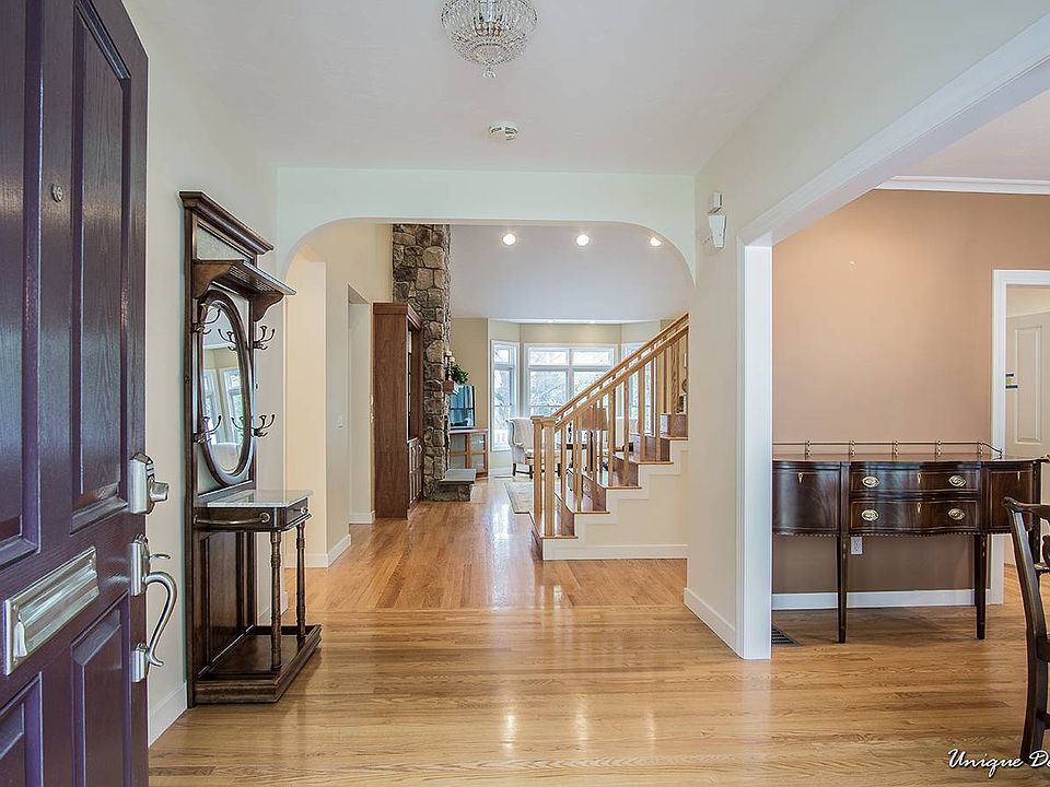 56 William St, Andover, MA 01810 Zillow