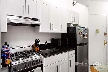 Rented by (Legacy) Elegran