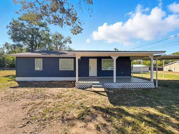 914 S Merrill St, New Boston, TX 75570
