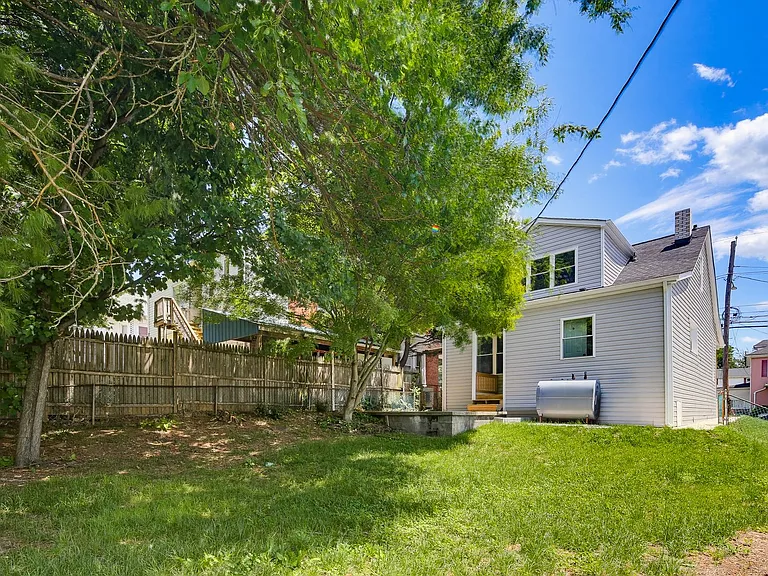 837 Virginia Ave — Photo 36