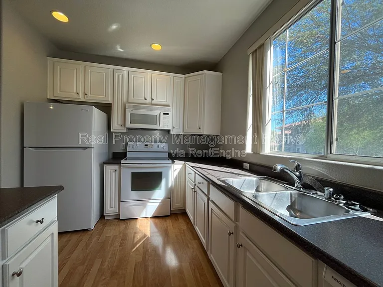4455 E Paradise Village Pkwy S #1021 — Photo 7