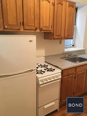 Rented by Bond New York | media 10