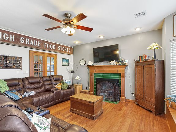 4th image of 5226 W 450th
