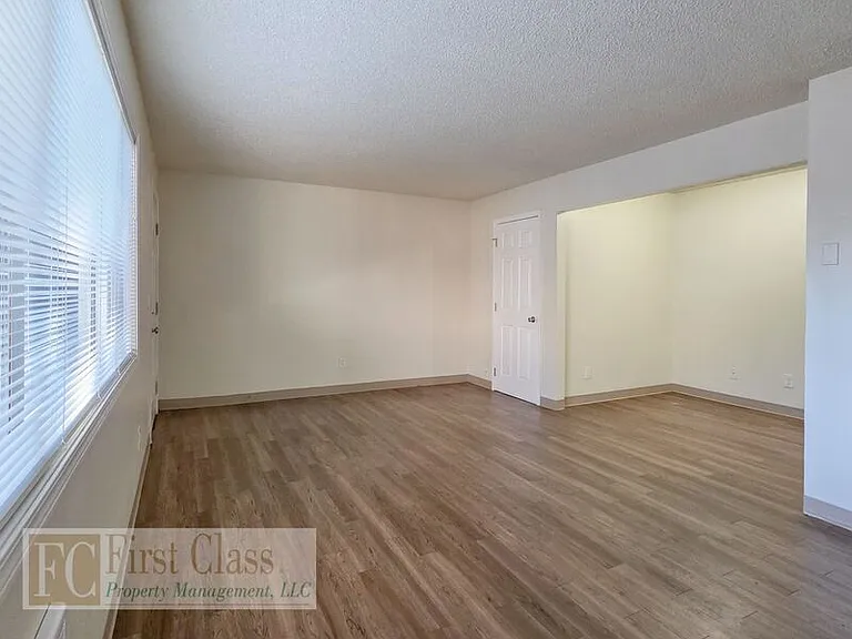 3309 SE 13th Ave #2 — Photo 5