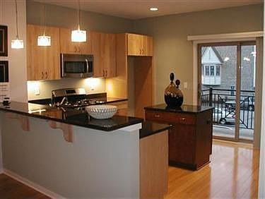 5th image of 125 Ashbourne Dr #33