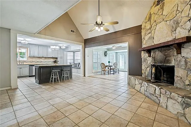 24 Myrtle Hill Dr — Photo 8