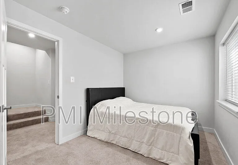 367 Ontario Dr #FALLING WATERS — Photo 55