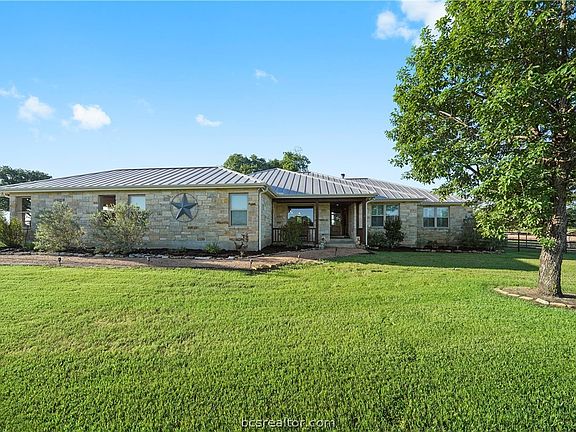 3rd image of 6356 County Road 307