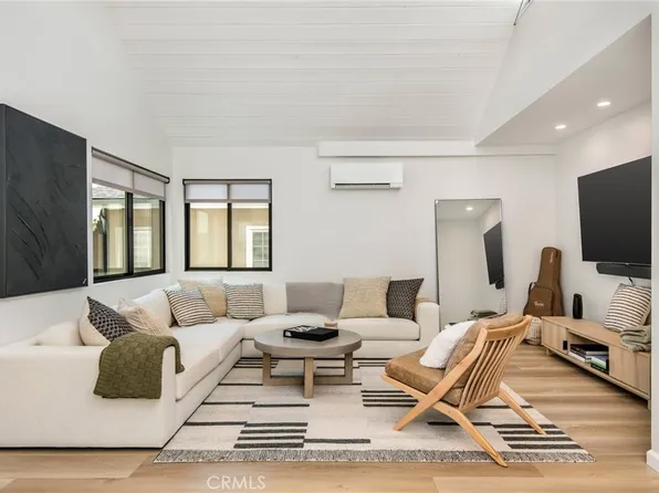 717 Orchid Ave #1/2, Corona Del Mar, CA 92625