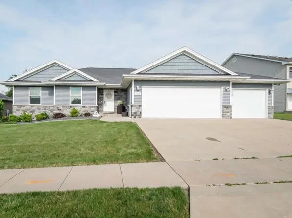 2619 Millstone Dr, Dubuque, IA 52002