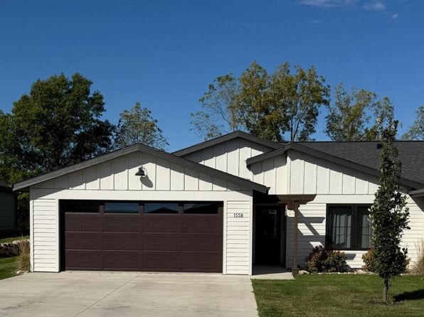 1558 Blaines Way