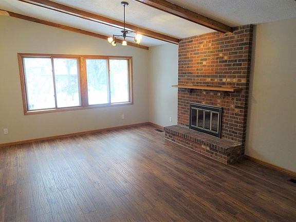 2nd image of 12787 Van Buren St NE