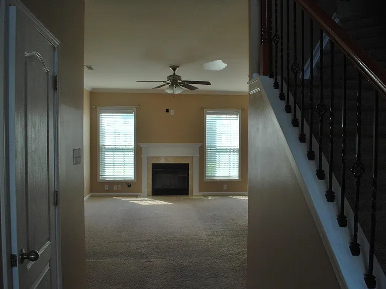 1064 Jouett Creek Dr — Photo 3