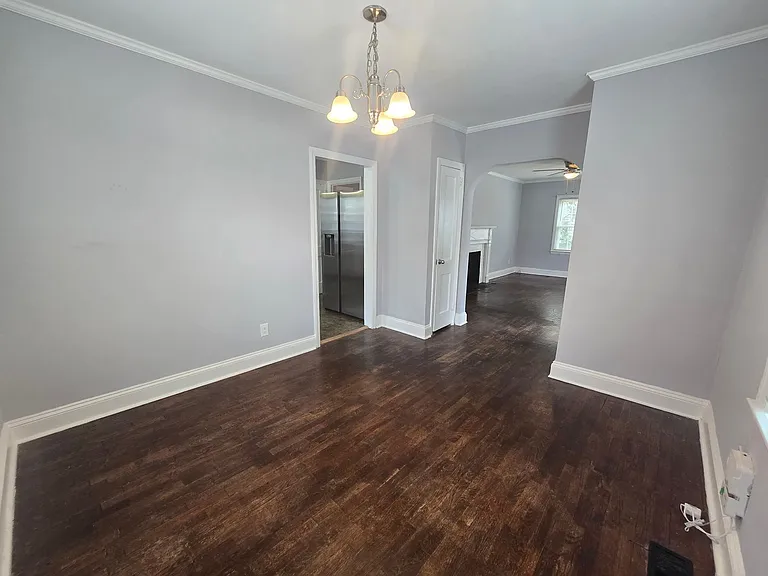 919 Chester Cir — Photo 6