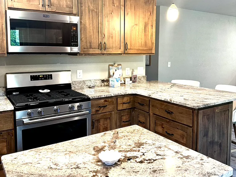 Wildwood Ln — Photo 2