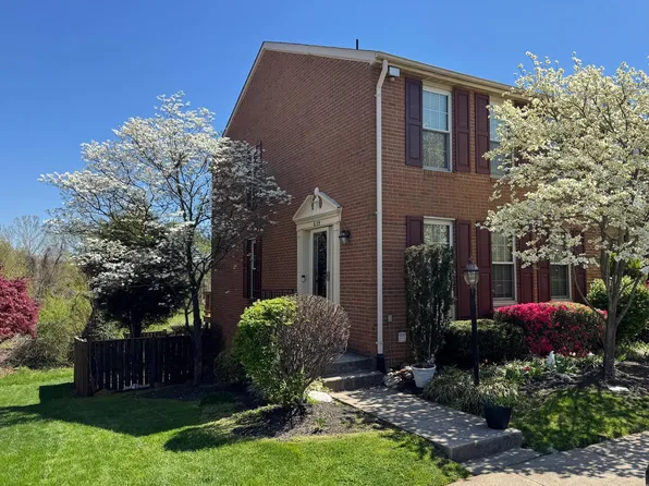 6129 Hyacinth Dr, Alexandria, VA 22310
