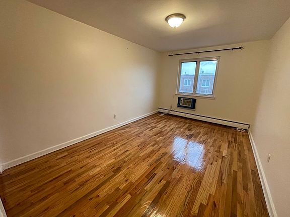 5th image of 30-50 72nd St #3F