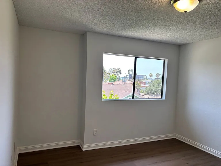 627 Orange Grove Ave — Photo 14