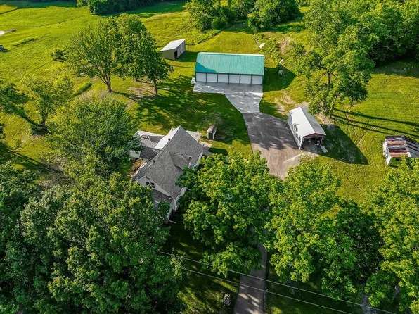 31906 E Burgess Rd, Buckner, MO 64016