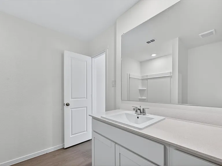 1316 Alfred St — Photo 18