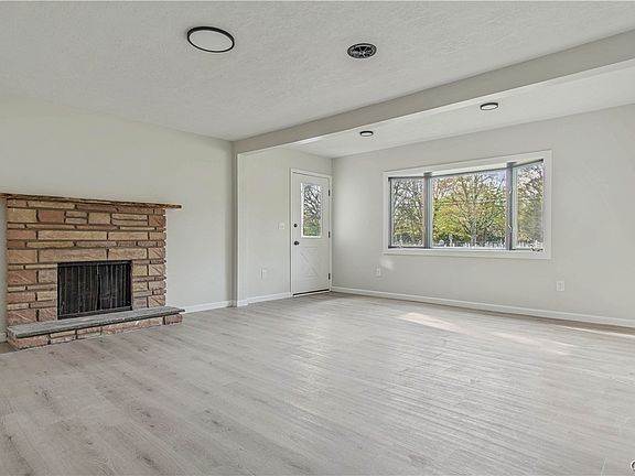 2nd image of 334 Dodge Ave