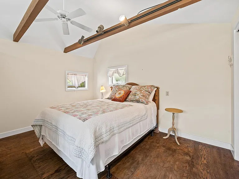626 High St — Photo 30