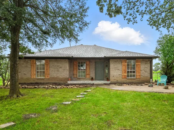 4109 Hopkins Rd, Krum, TX 76249