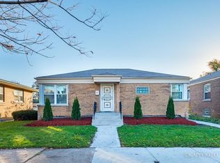 9647 S La Salle St, Chicago, IL 60628