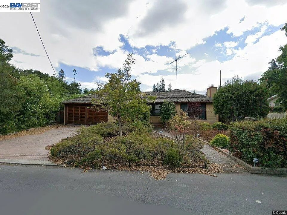 22336 Palm Ave photo 1