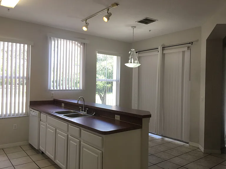 5050 Sunridge Palms Dr #202 — Photo 8