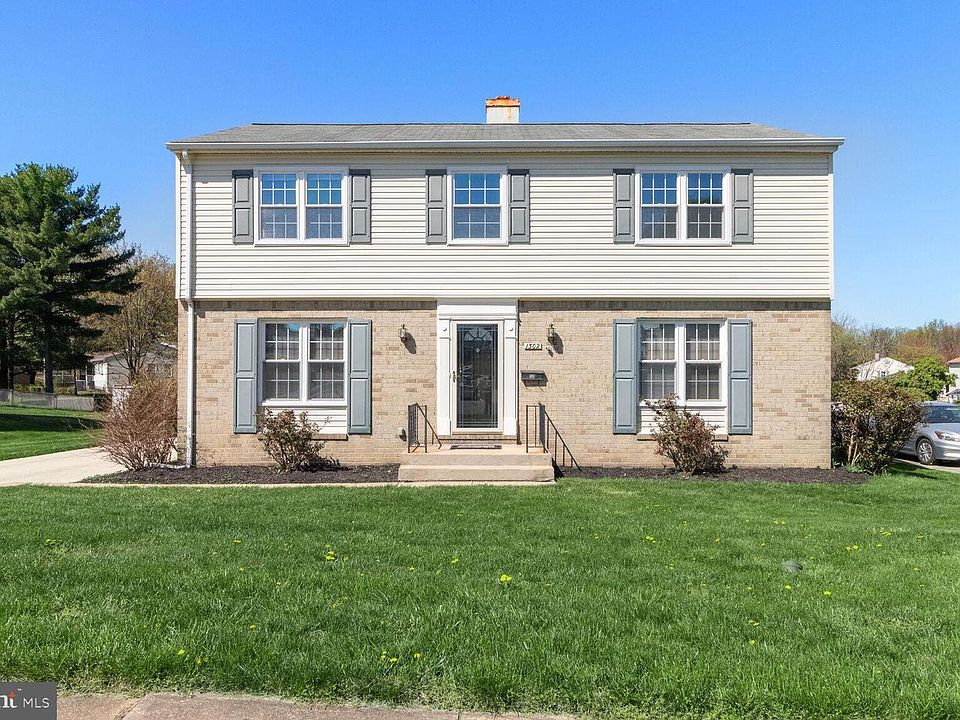 1st image of 1302 Pleasant Valley Dr