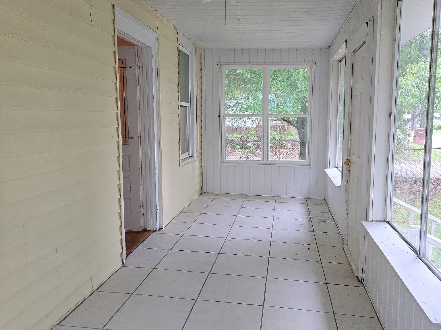 700 Summit Avenue - 1 — Photo 3