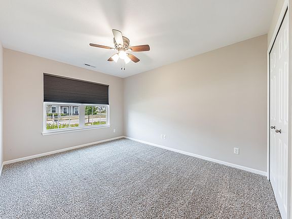 5th image of 10439 Richmond Ave