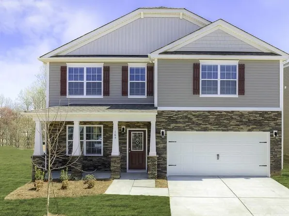 3892 Maxwell Henry Ln NW, Conover, NC 28613