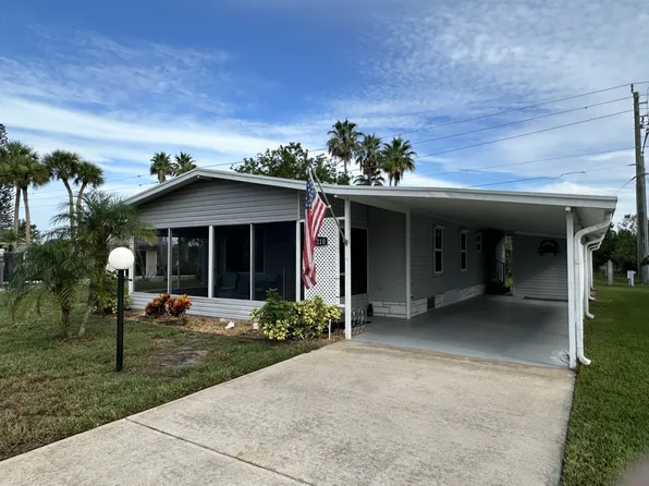 2210 E Lakeview Dr #2210, Sebastian, FL 32958